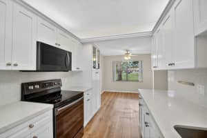 6105 Fairfield Circle, Greenacres, FL 33463 - MLS#B26020353