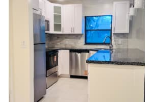 8901 New River Canal Road, Plantation, FL 33324 - MLS#B26020373