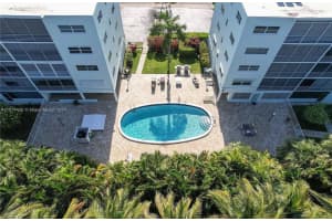 700 14th Avenue, Hallandale Beach, FL 33009 - MLS#B26020376