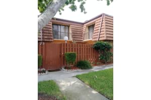 1302 Nebraska Avenue, Fort Pierce, FL 34950 - MLS#B26020381
