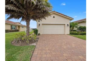 24072 Firenze Way, Port Saint Lucie, FL 34986 - MLS#B26020388