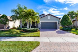 221 Longview Drive, Port Saint Lucie, FL 34984 - MLS#B26020454