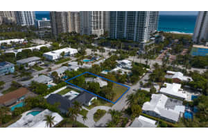 1260 Harbor Drive, Singer Island, FL 33404 - MLS#B26020458