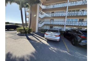 313 Greenbrier B, West Palm Beach, FL 33417, West Palm Beach, FL 33417 - MLS#B26020472