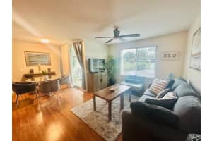 402 Villa Circle, Boynton Beach, FL 33435 - MLS#B26020507