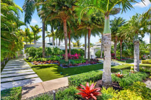 2200 Inlet Drive, Fort Lauderdale, FL 33316 - MLS#B26020529