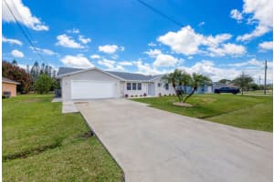 2592 SE Grand Dr, Port St. Lucie, FL 34952, - MLS#B26020538