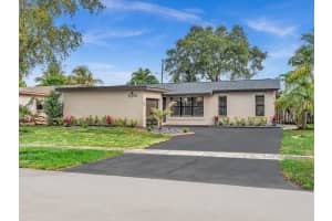 10691 NW 28th St, Sunrise, FL 33322, - MLS#B26020578