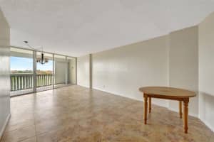 6921 Environ Boulevard, Lauderhill, FL 33319 - MLS#B26020598