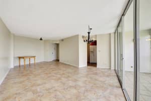 6921 Environ Boulevard, Lauderhill, FL 33319 - MLS#B26020598