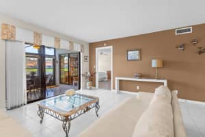 9700 Pavarotti Terrace, Boynton Beach, FL 33437 - MLS#B26020606