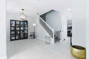 573 Cocoplum Dr Drive, Jupiter, FL 33458 - MLS#B26020637