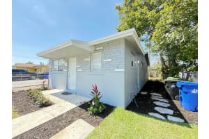 2611 21st Street, Fort Lauderdale, FL 33311 - MLS#B26020693
