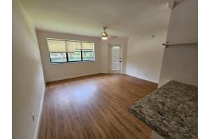 630 S Park Road 21-3, Hollywood, Fl 33021, Hollywood