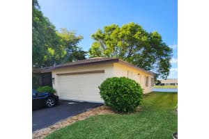 9713 75th Court, Tamarac, FL 33321 - MLS#B26020706