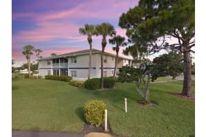 1516 Se Royal Green Circle 202, Port St. Lucie, Fl 34952, Port Saint Lucie