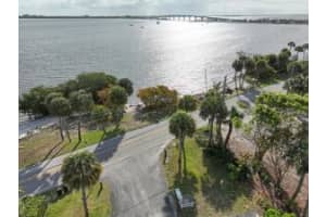 4220 Indian River Dr. Drive, Jensen Beach, FL 34957 - MLS#B26020741