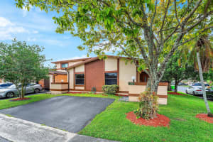 6368 29th Street, Sunrise, FL 33313 - MLS#B26020743