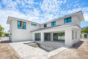 215 5th Street, Delray Beach, FL 33483 - MLS#B26020755