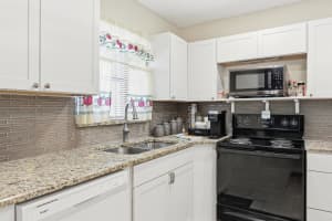 5780 Fernley Dr Drive, West Palm Beach, FL 33415 - MLS#B26020756