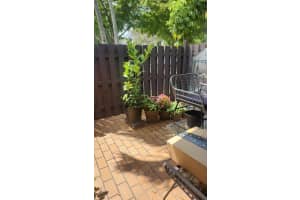 532 Briarwood Circle, Hollywood, FL 33024 - MLS#B26020761