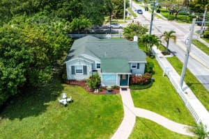 145 North Swinton Avenue, Delray Beach, FL 33444 - MLS#B26020816