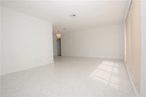 1122 82nd Avenue, Coral Springs, FL 33071 - MLS#B26020843