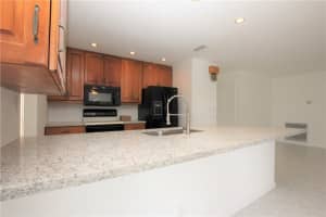 1122 82nd Avenue, Coral Springs, FL 33071 - MLS#B26020843