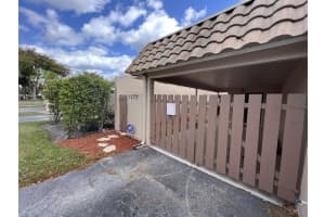 3177 Coral Springs Drive, Coral Springs, FL 33065 - MLS#B26020916