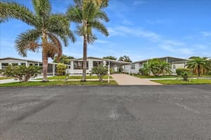 252 53rd Court, Deerfield Beach, FL 33064 - MLS#B26020922