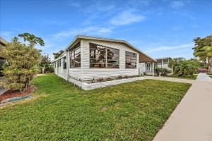 252 53rd Court, Deerfield Beach, FL 33064 - MLS#B26020922