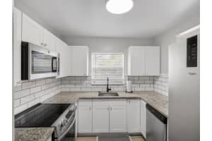 1225 21st Street, Stuart, FL 34994 - MLS#B26020950