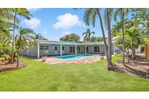 2241 33rd Street, Lighthouse Point, FL 33064 - MLS#B26020960