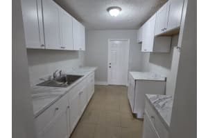 18050 41st Place, Miami Gardens, FL 33055 - MLS#B26020998