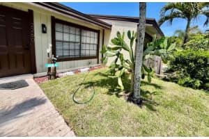 2260 Plum Court, Pembroke Pines, FL 33026 - MLS#B26020999