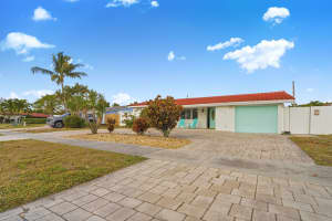1123 2nd Avenue, Deerfield Beach, FL 33441 - MLS#B26021017