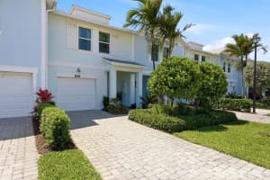 941 Seabright Avenue, West Palm Beach, FL 33413 - MLS#B26021024