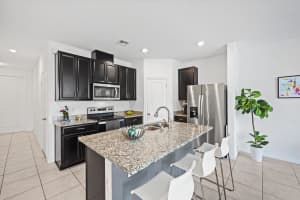 941 Seabright Avenue, West Palm Beach, FL 33413 - MLS#B26021024