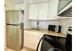 251 6th Avenue, Pompano Beach, FL 33060 - MLS#B26021035