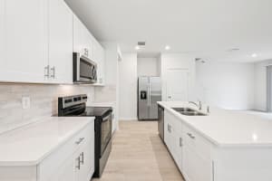 608 Salisbury Circle, Fort Pierce, FL 34982 - MLS#B26021042