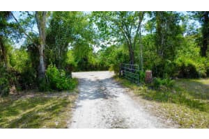 17135 190th Road, Okeechobee, FL 34972 - MLS#B26021048