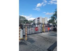 3571 Inverrary Drive, Lauderhill, FL 33319 - MLS#B26021056