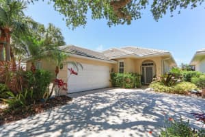 1071 Bedford Ave, Palm Beach Gardens, FL 33403, - MLS#B26021077