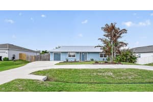 1146 Del Rio Boulevard, Port Saint Lucie, FL 34953 - MLS#B26021142
