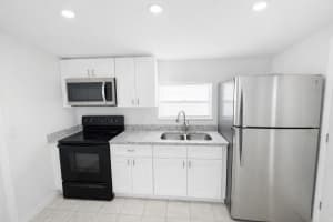 5010 Killarney Avenue, Fort Pierce, FL 34951 - MLS#B26021148