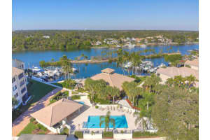 32 Grand Bay Circle, Juno Beach, FL 33408 - MLS#B26021154