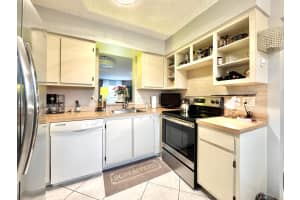 7006 Huntington Lane, Delray Beach, FL 33446 - MLS#B26021159