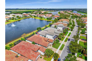 8524 Grand Prix Lane, Boynton Beach, FL 33472 - MLS#B26021201