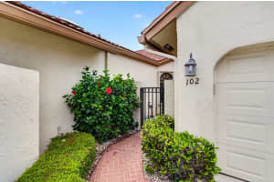 8316 Waterline Drive, Boynton Beach, FL 33472 - MLS#B26021208