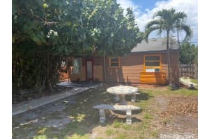 2315 Harding Street, Hollywood, FL 33020 - MLS#B26021210
